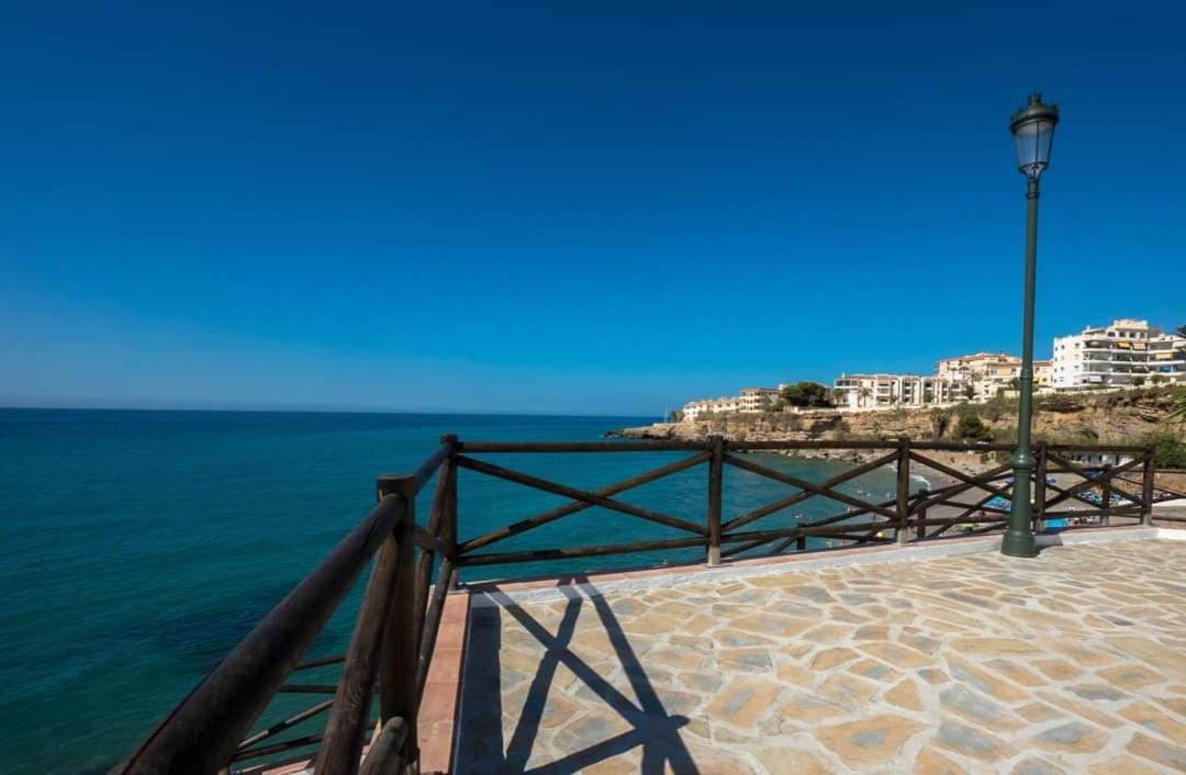 Atico En Mar De Nerja Apartment Bagian luar foto