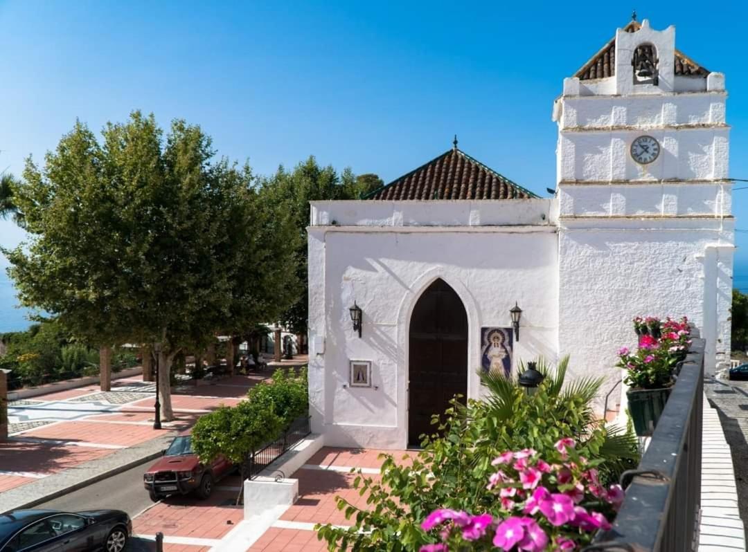 Atico En Mar De Nerja Apartment Bagian luar foto