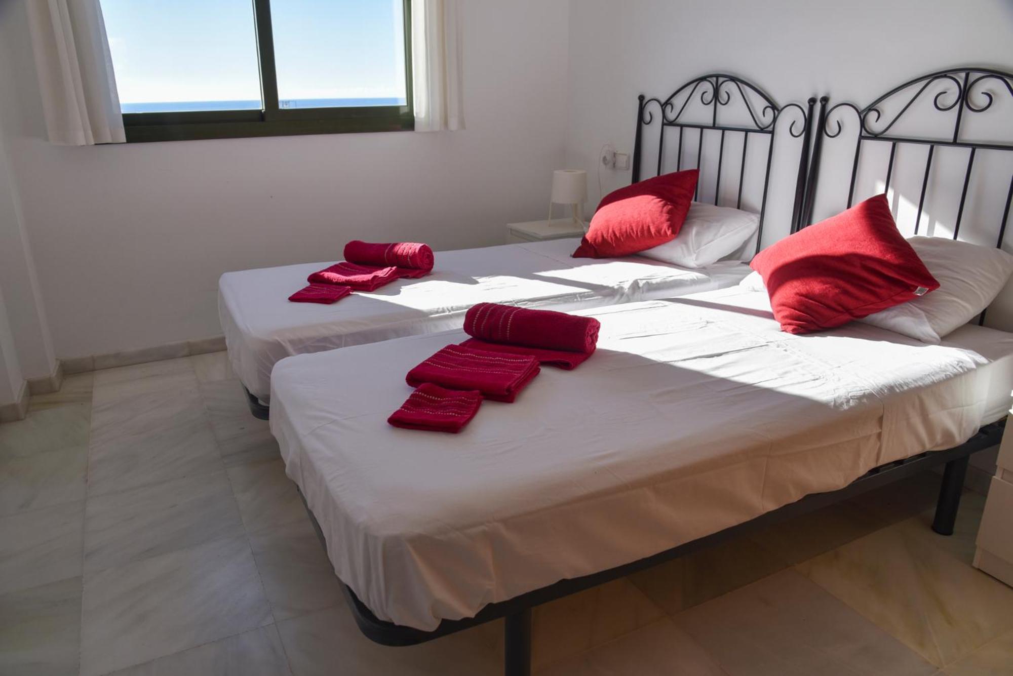 Atico En Mar De Nerja Apartment Bagian luar foto