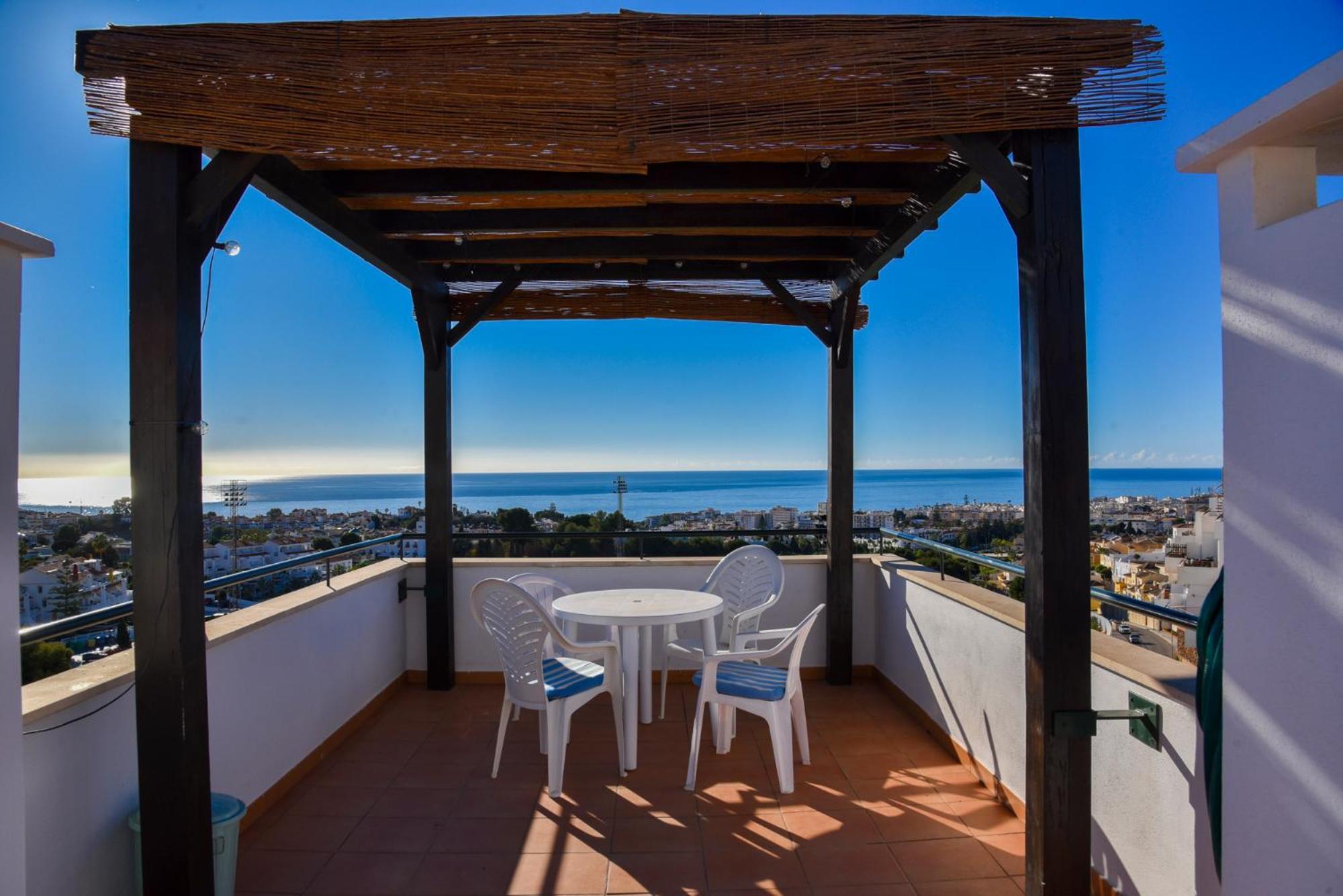Atico En Mar De Nerja Apartment Bagian luar foto