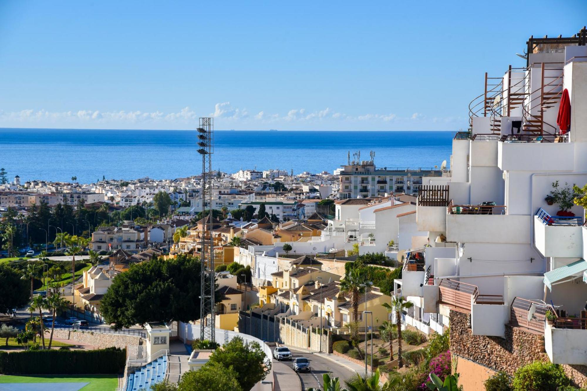 Atico En Mar De Nerja Apartment Bagian luar foto