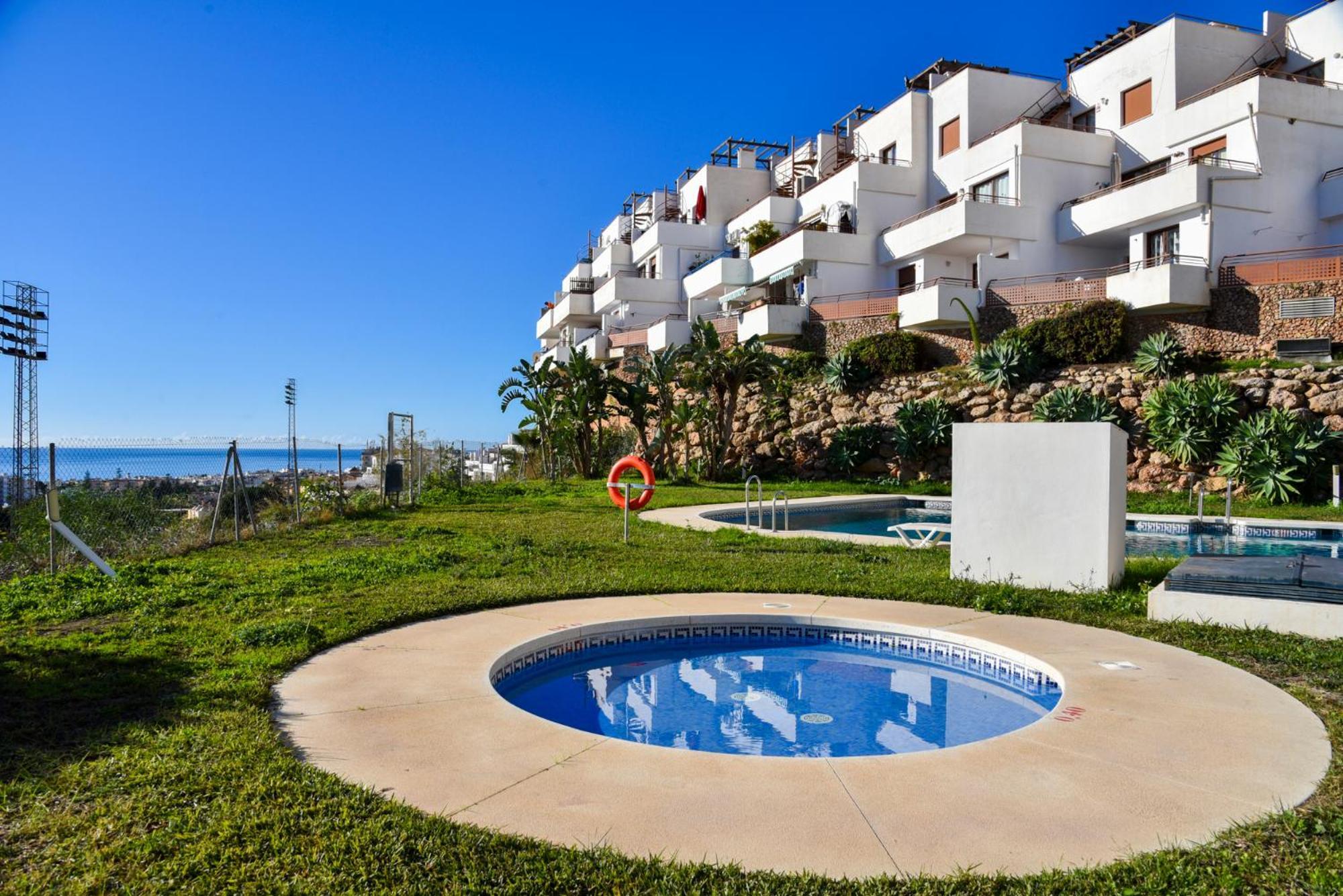 Atico En Mar De Nerja Apartment Bagian luar foto